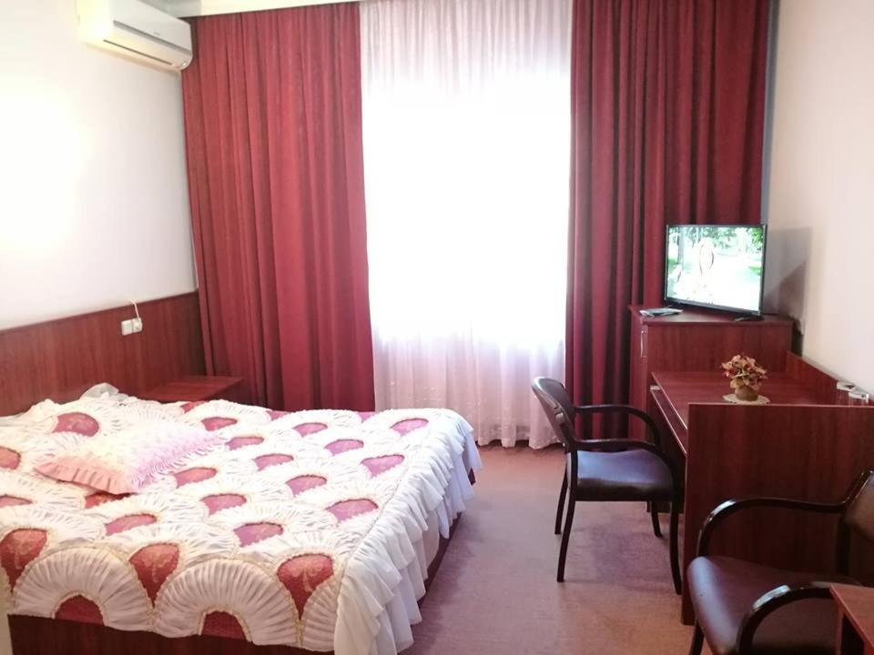 Hotel Oxa Doo Novi Pazar Kültér fotó