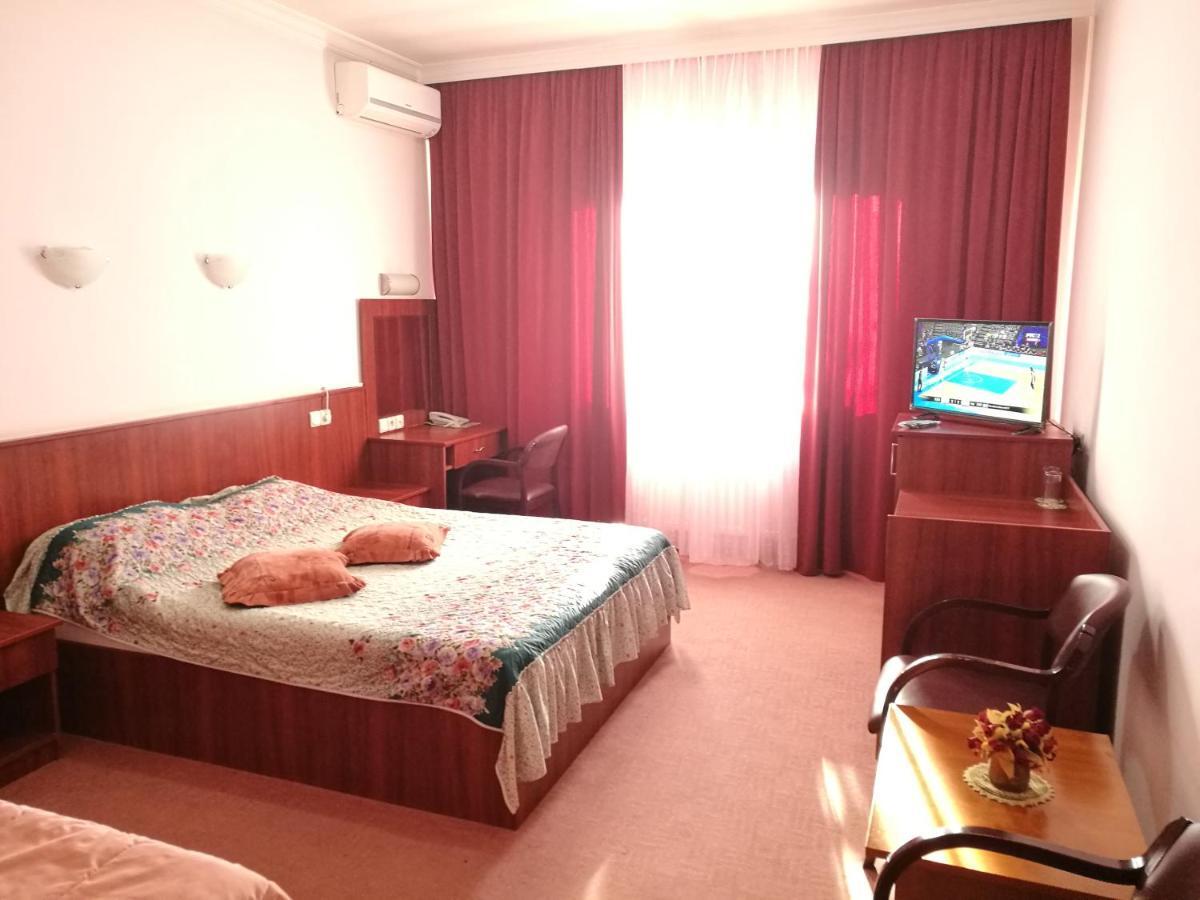 Hotel Oxa Doo Novi Pazar Kültér fotó